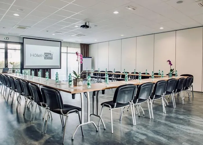 Western De La Cite & 3* Guérande