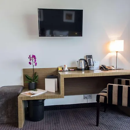 Hotell Western De La Cite &