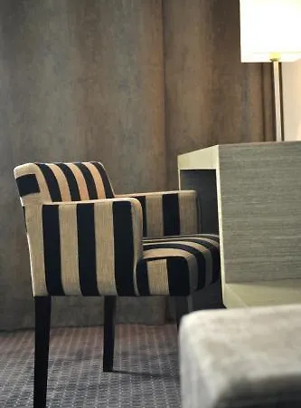 Hotell Western De La Cite & 3*