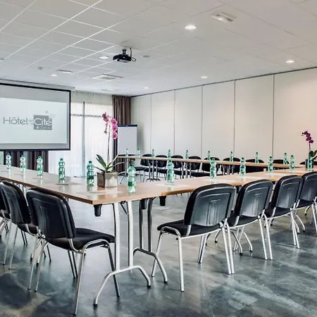 Western De La Cite & 3* ゲランド