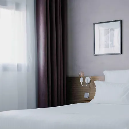 호텔 Western De La Cite & 3*