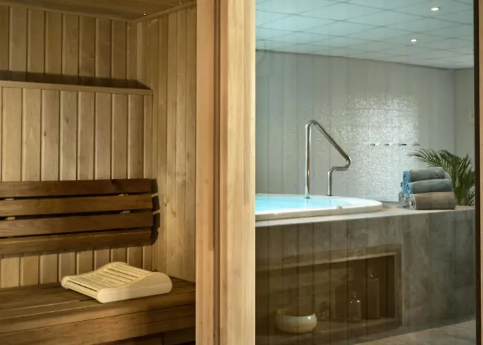 Western De La Cite & 3* Guérande