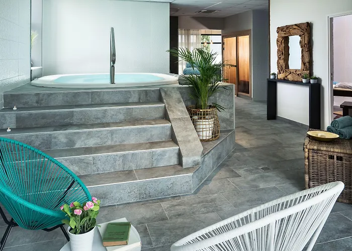 Western De La Cité&spa Guérande